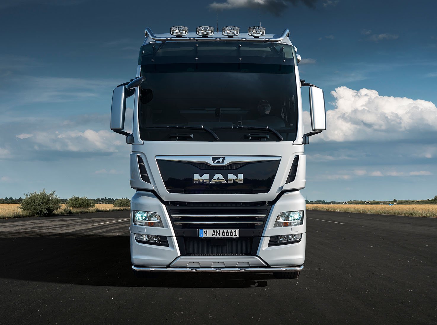TGX 26.440